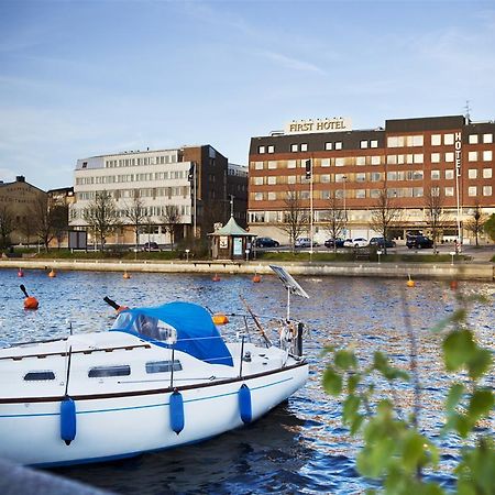 First Hotel Stadt Härnösand Екстериор снимка
