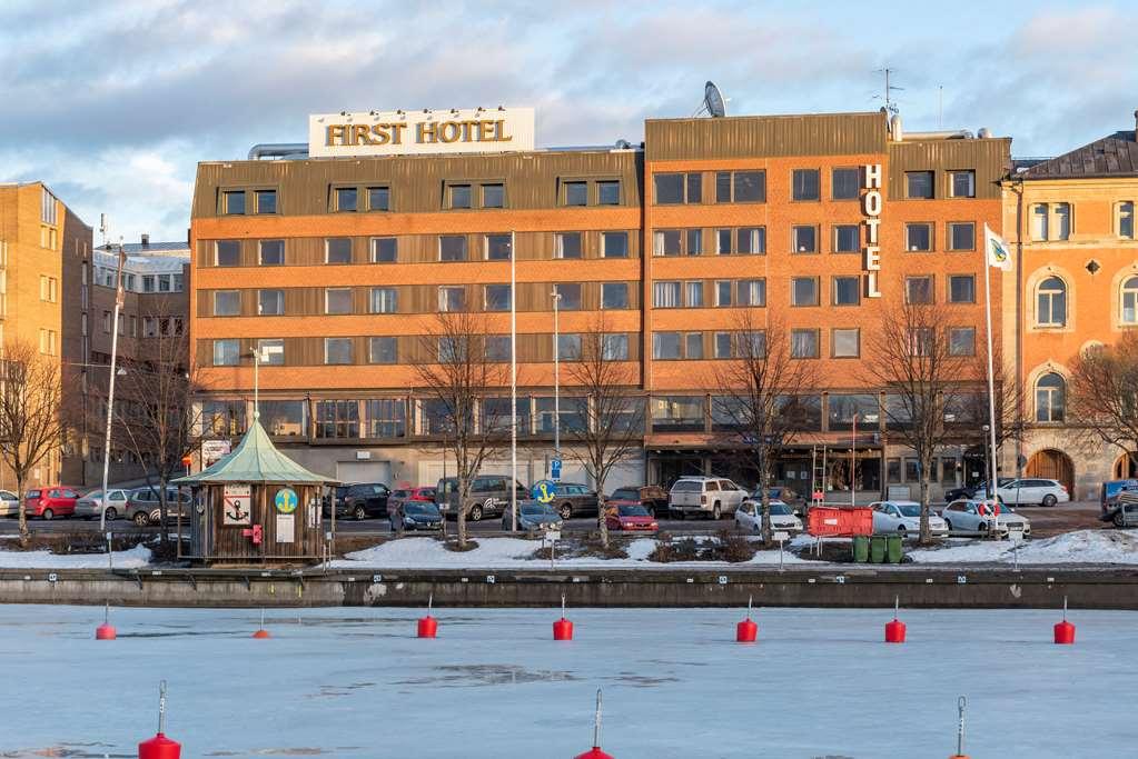 First Hotel Stadt Härnösand Екстериор снимка