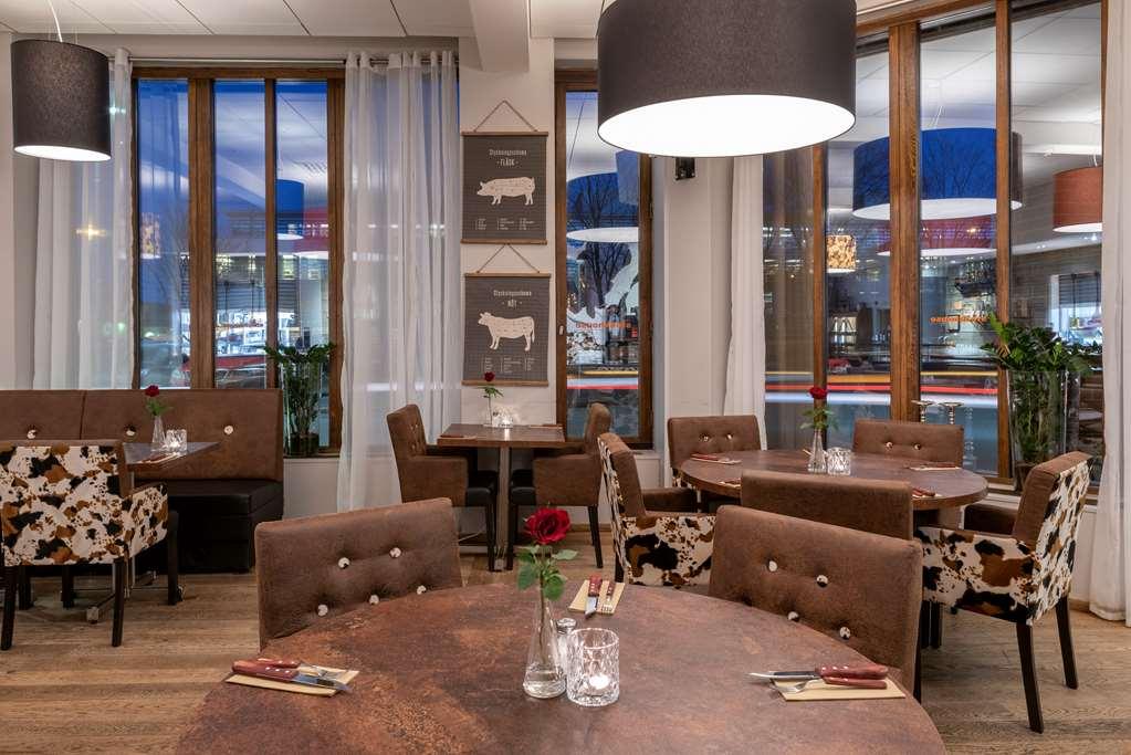First Hotel Stadt Härnösand Ресторант снимка